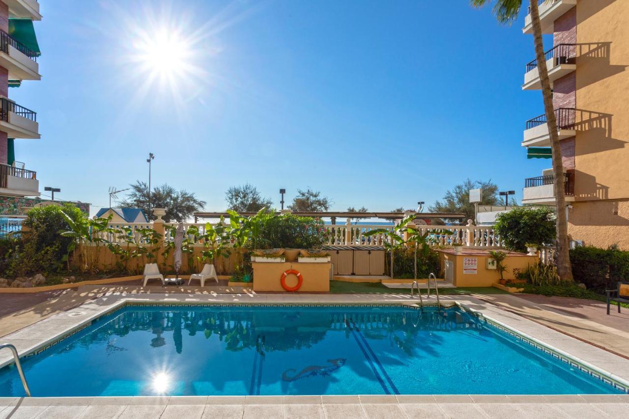 Fantastico Apartamento A Pie De Playa By Renthas Apartment Fuengirola Exterior photo