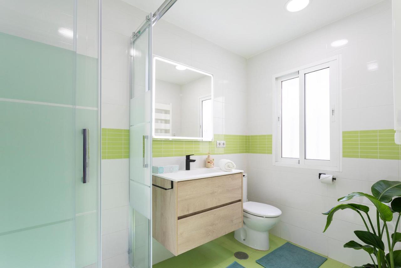 Fantastico Apartamento A Pie De Playa By Renthas Apartment Fuengirola Exterior photo